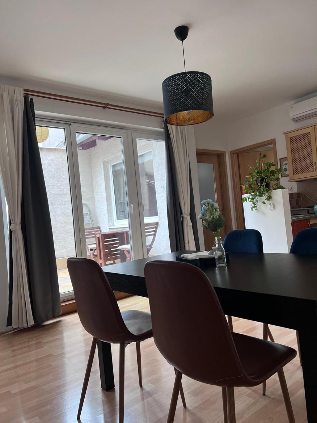 Hb Downtown Sunny Apartman Будапеща Екстериор снимка
